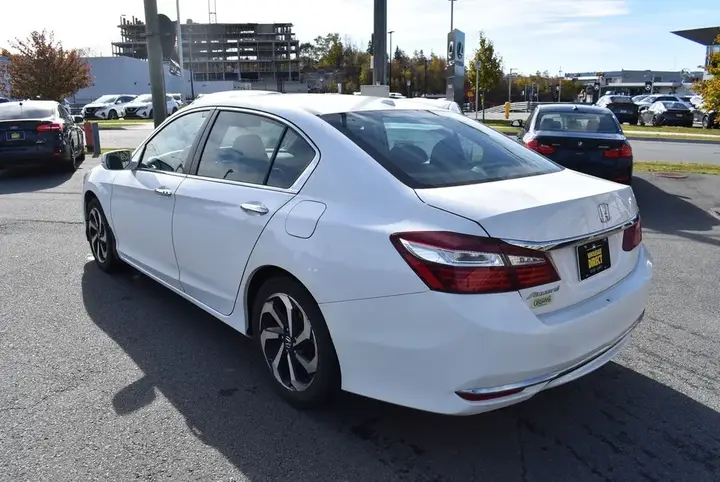 Honda Accord 2016 photo 3