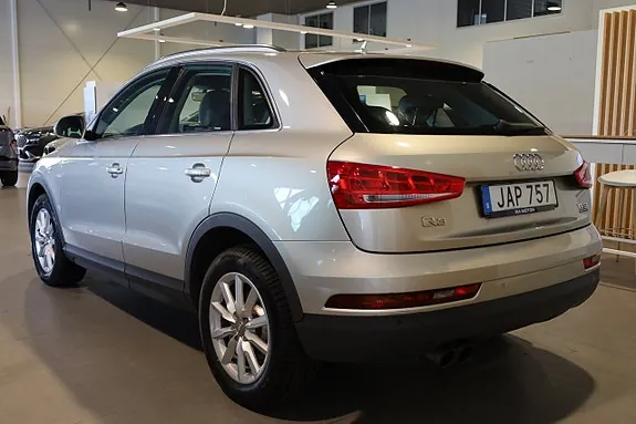 Audi Q3 2016 photo 3