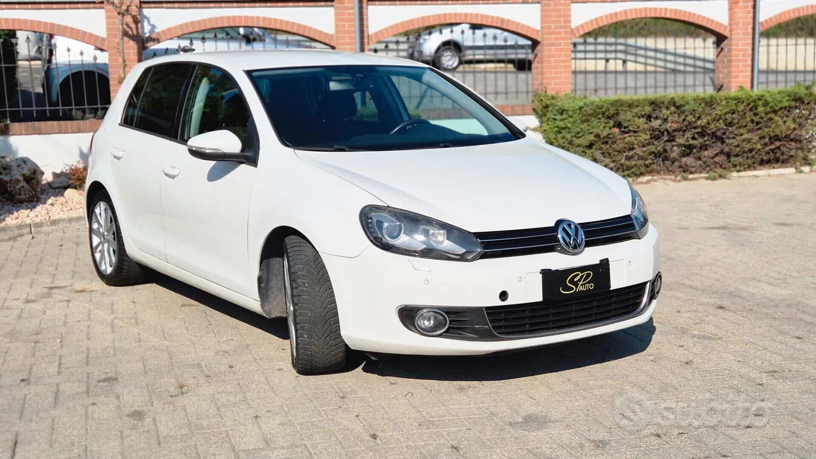 Volkswagen Golf 2012 photo 4