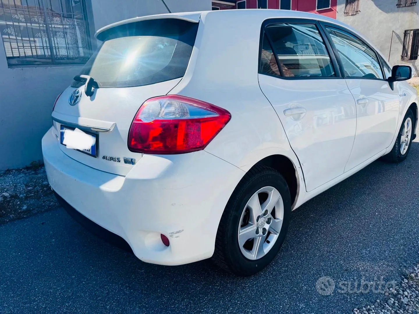 Toyota Auris 2012 photo 4