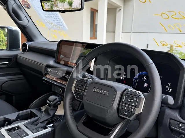 Toyota Land Cruiser Prado 2026 photo 4