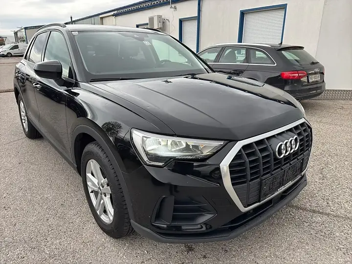 Audi Q3 2019 photo 3