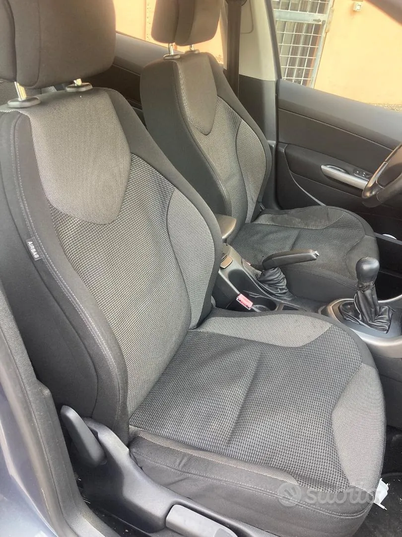 Peugeot 308 2009 photo 3