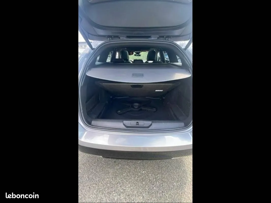 Peugeot 308 2023 photo 3
