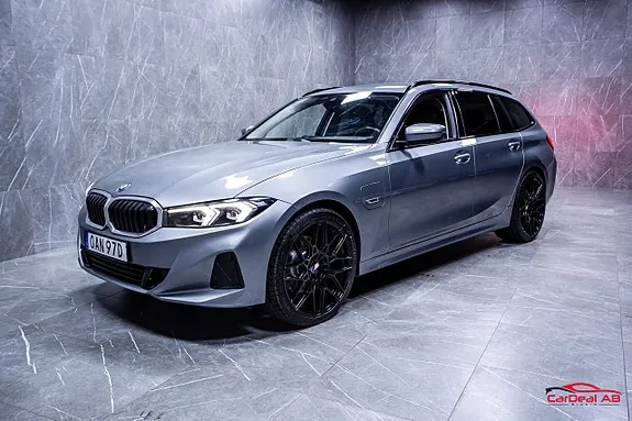 BMW 330E 2023 photo 3