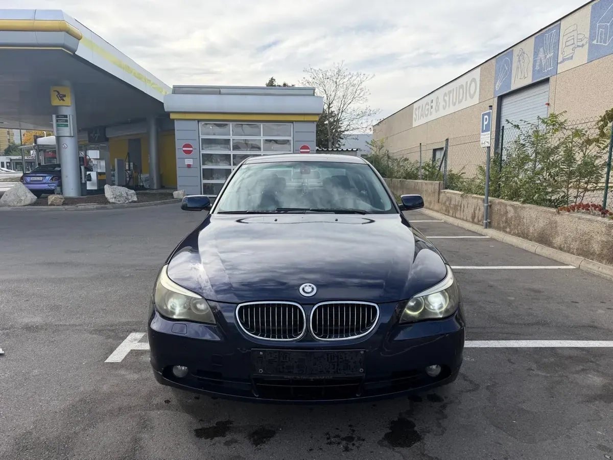 BMW 5 Series 2004 photo 3