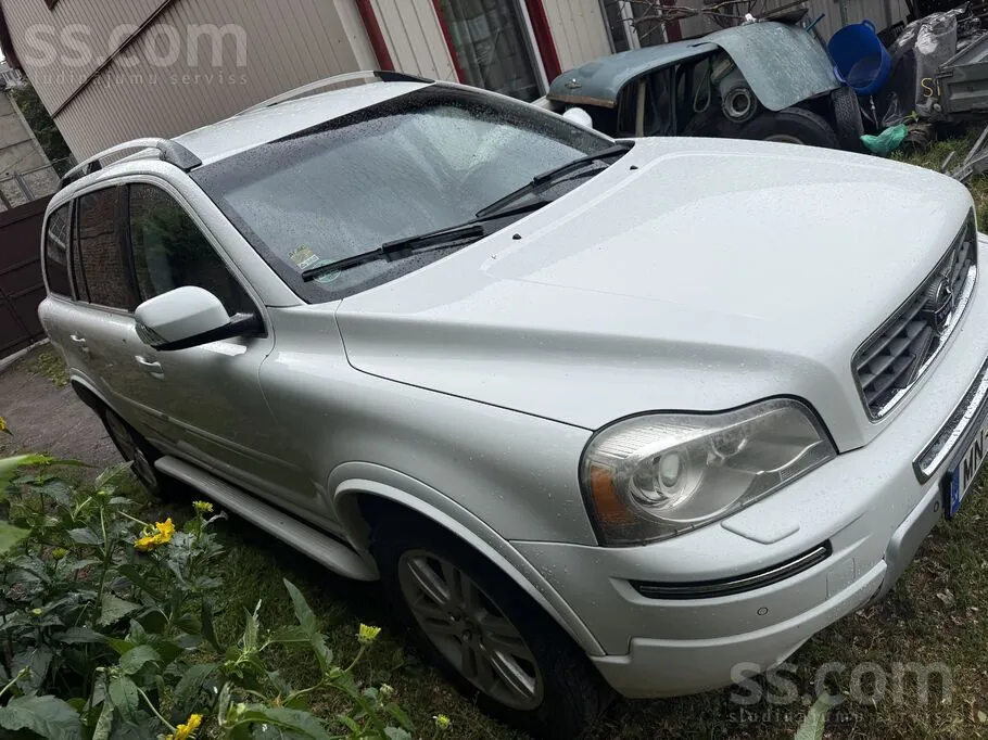 Volvo Xc90 2011 photo 3