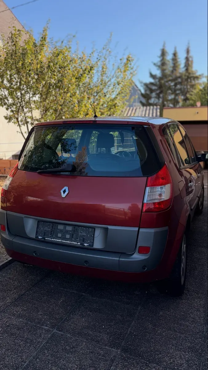 Renault Scenic 2006 photo 2