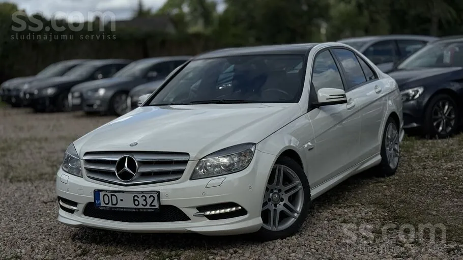Mercedes-Benz C220 2011 photo 2