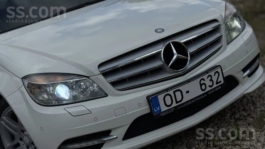 Mercedes-Benz C220 2011 photo 5