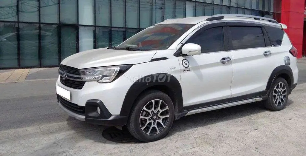 Suzuki Xl7