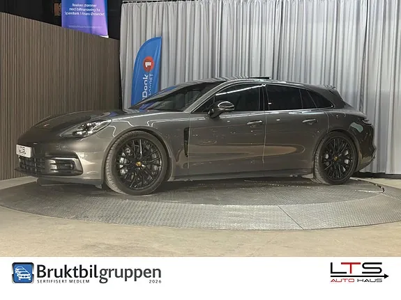 Porsche Panamera 4