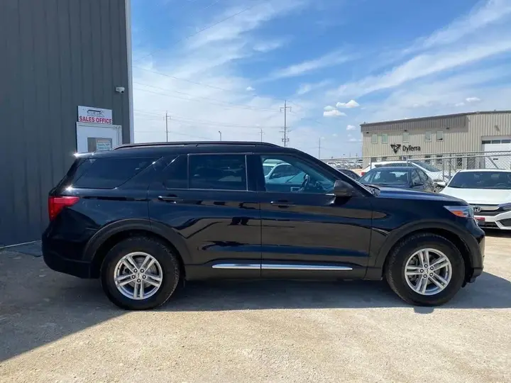 Ford Explorer 2021 photo 4