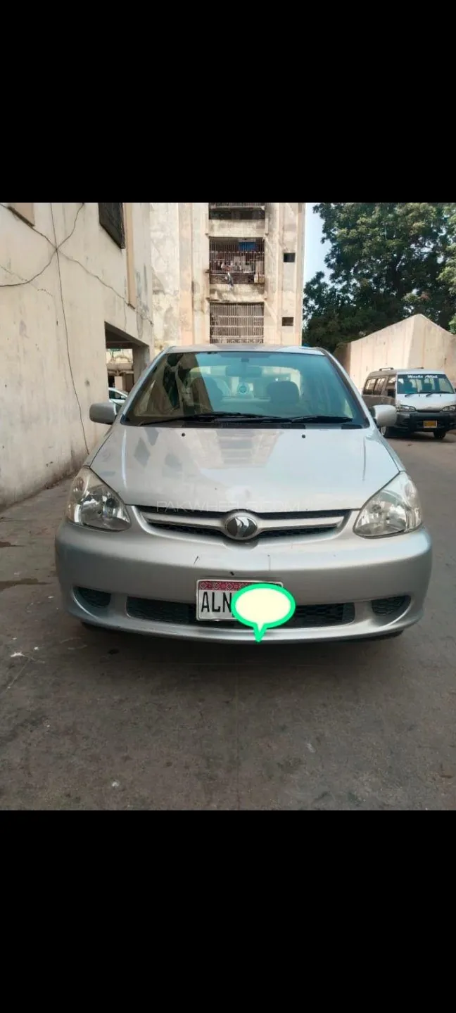 Toyota Platz