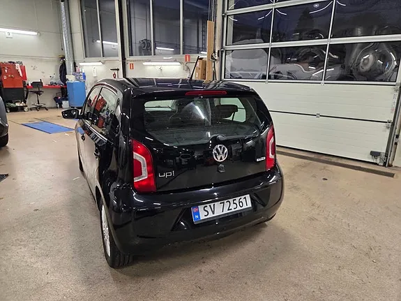 Volkswagen Up 2016 photo 3