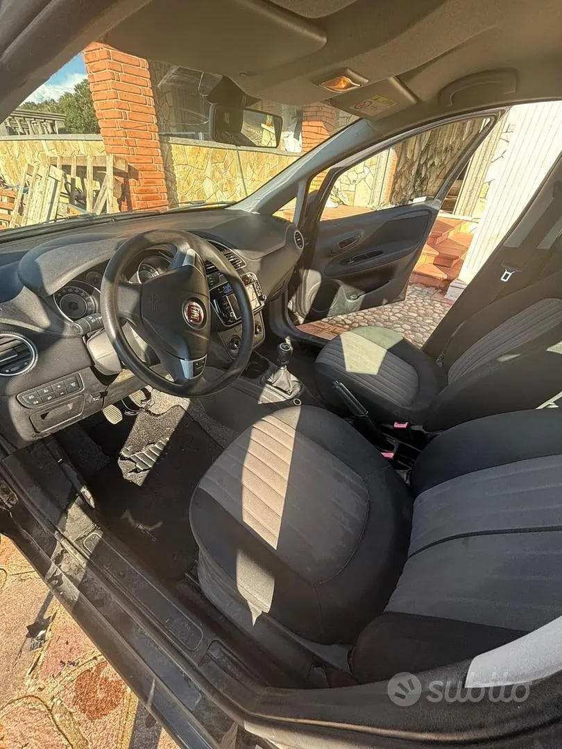 Fiat Punto 2018 photo 3