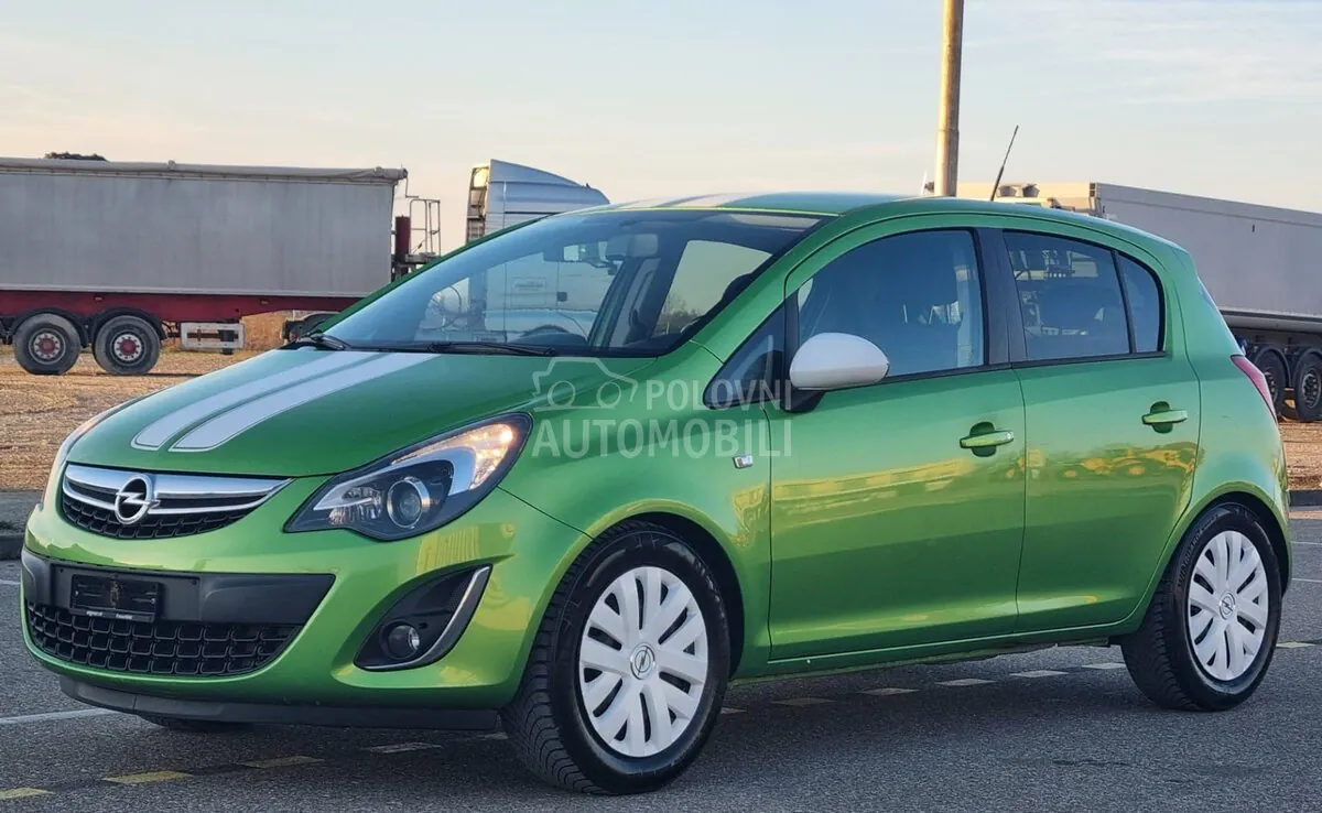 Opel Corsa D 2011 photo 3