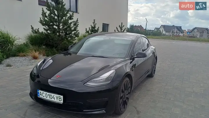 Tesla Model 3