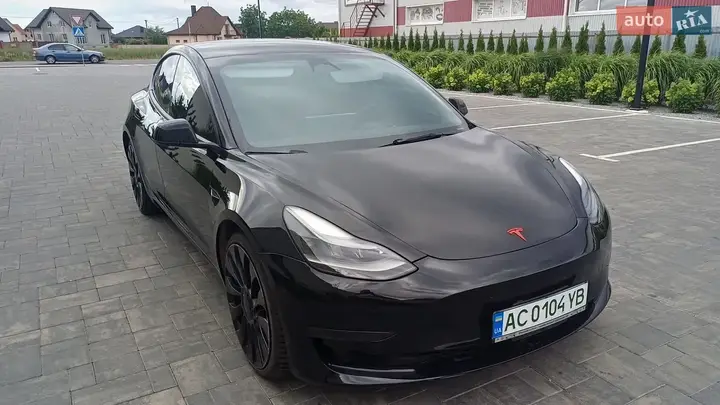 Tesla Model 3 2022 photo 4