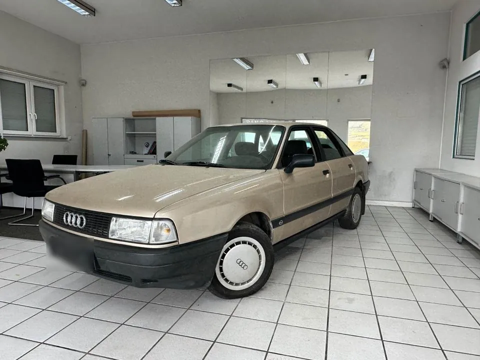 Audi 80