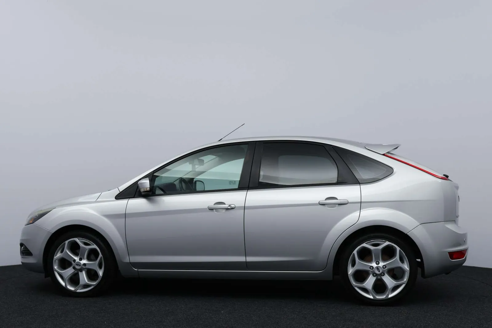 Ford Focus 2010 photo 5