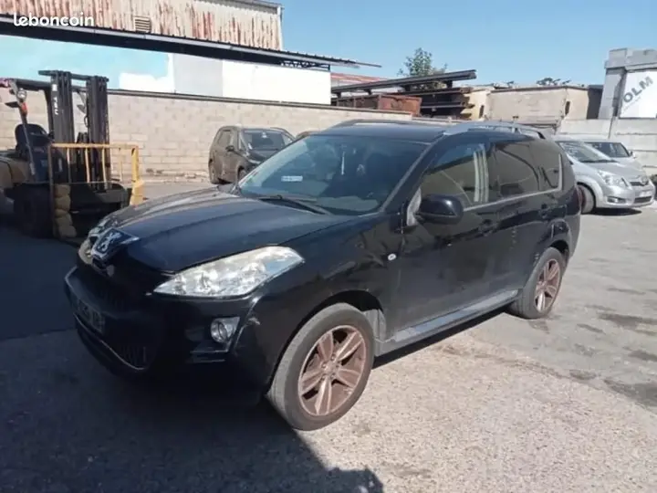 Peugeot 4007 2008 photo 2