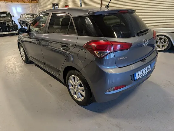 Hyundai I20 2016 photo 2
