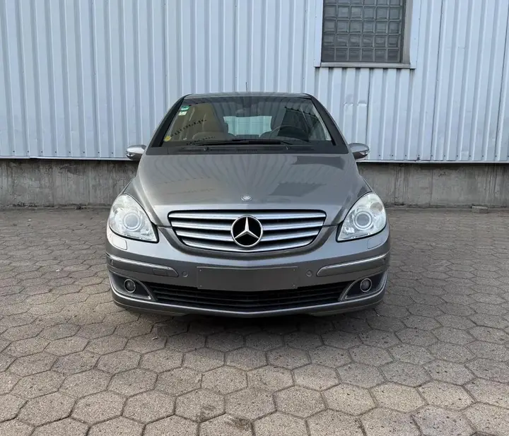 Mercedes-Benz B 200 Turbo