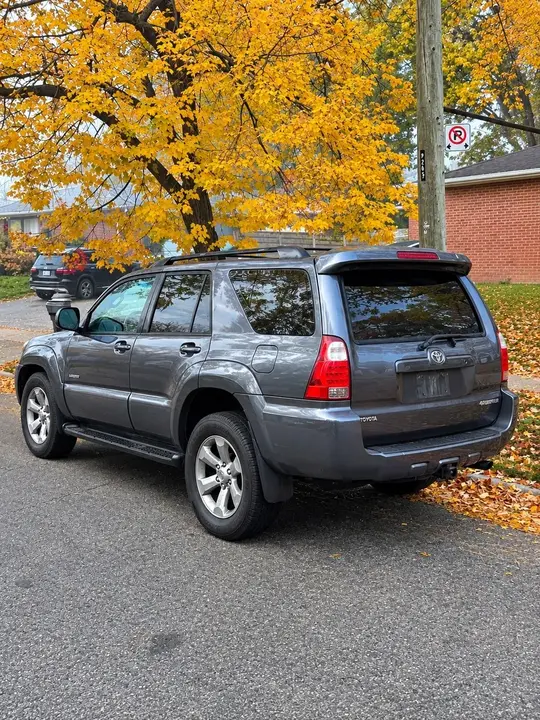Toyota 4Runner 2007 photo 2