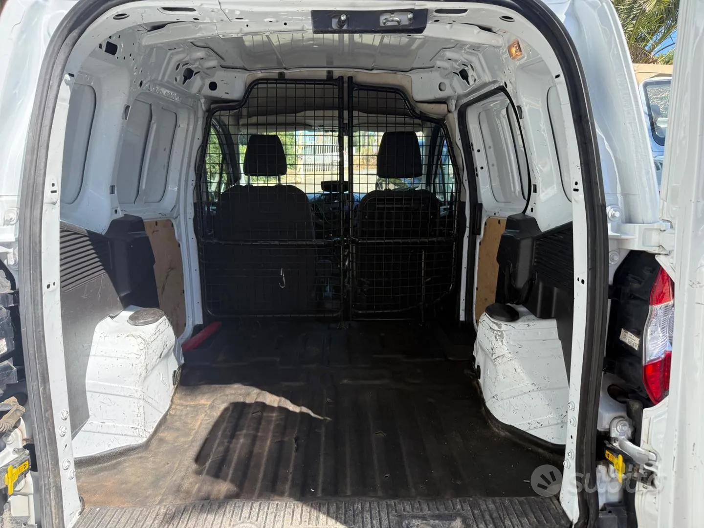 Ford Transit 2021 photo 3