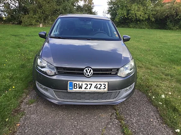 Volkswagen Polo 2010 photo 2