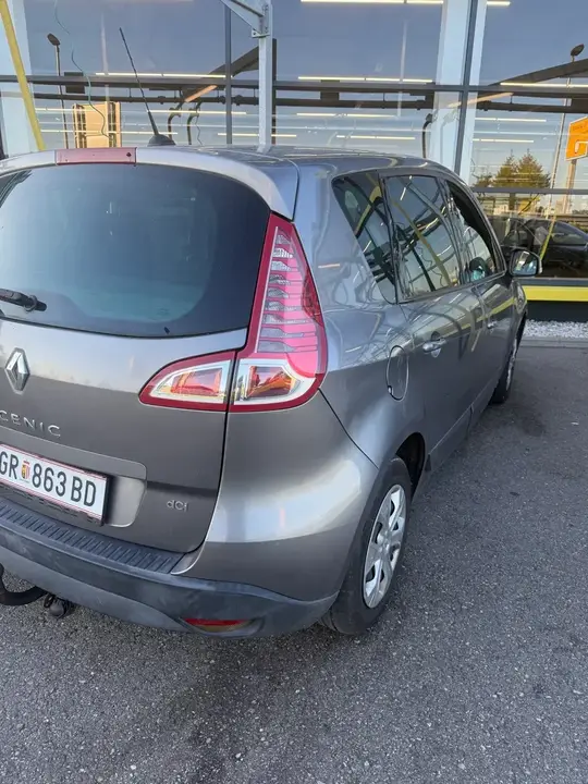 Renault Scenic 2010 photo 3