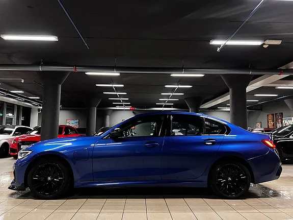 BMW 330E 2020 photo 2