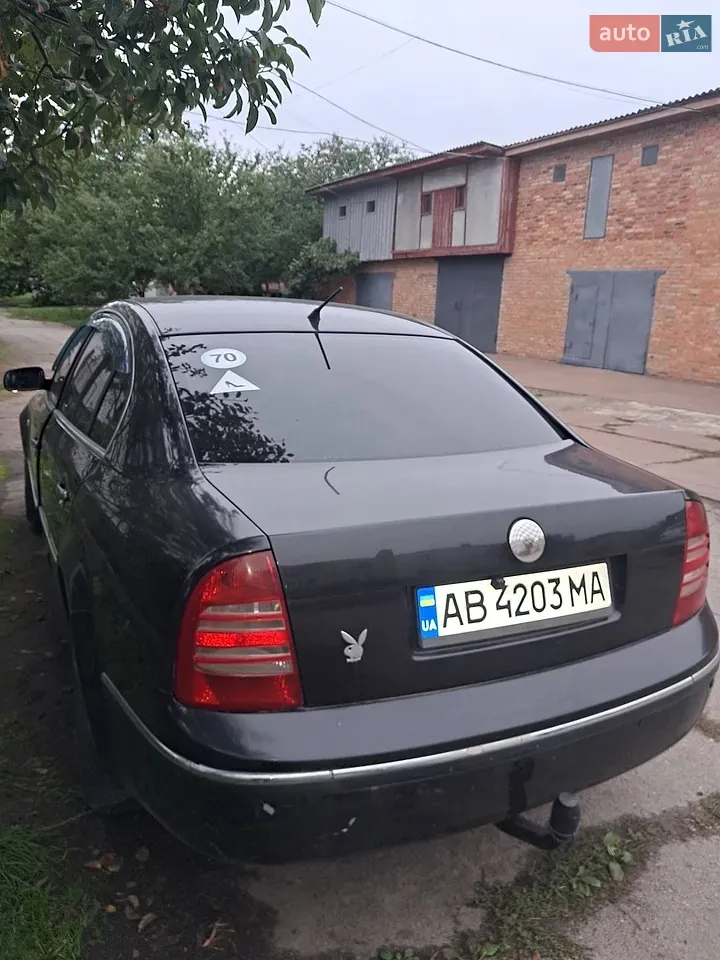 Skoda Superb 2002 photo 5