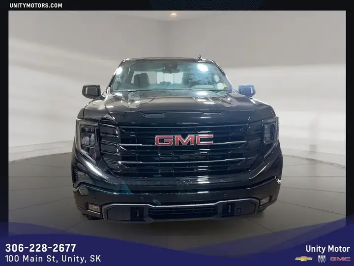 GMC Sierra 1500 2026 photo 2