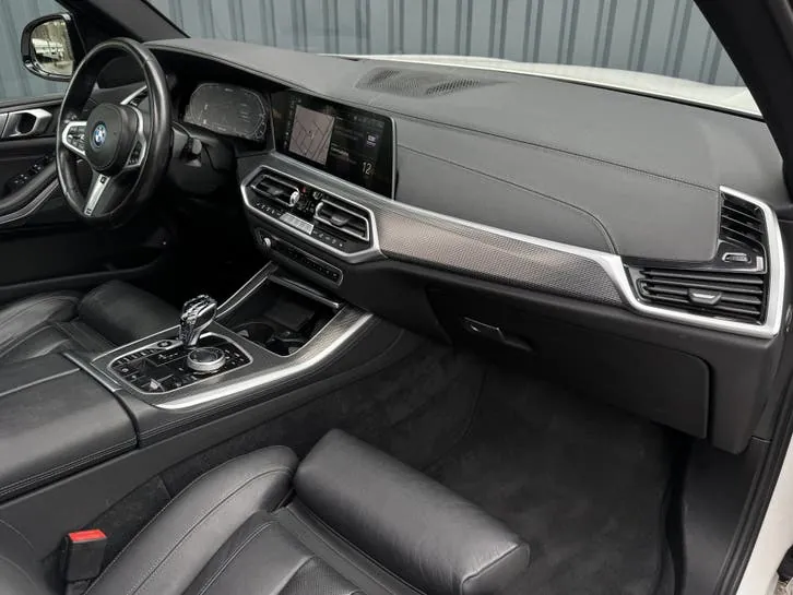 BMW X5 2022 photo 2