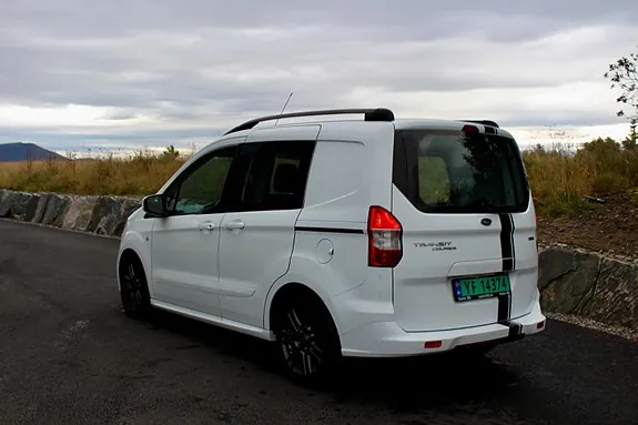 Ford Transit Courier 2019 photo 2