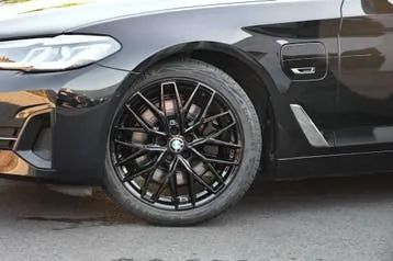 BMW 5 Series 2022 photo 3