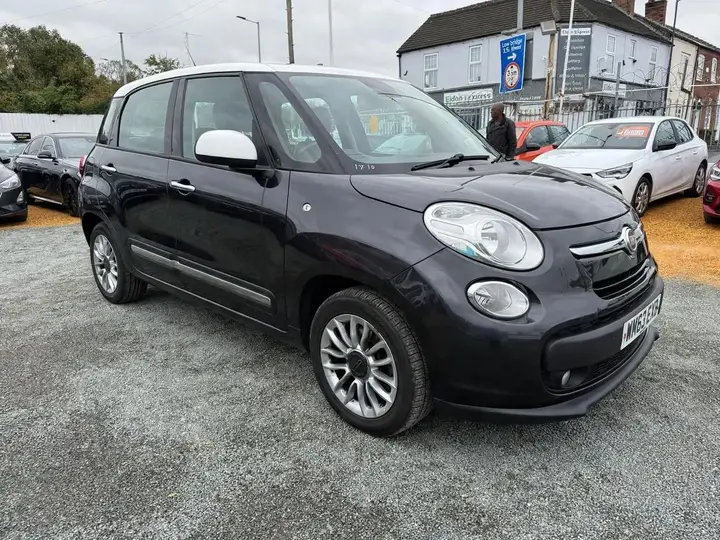 Fiat 500L 2013 photo 2