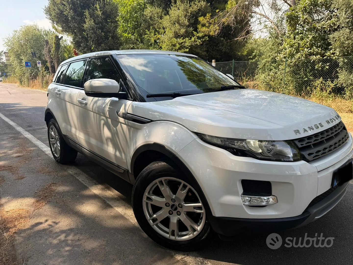 Land Rover Range Rover Evoque 2013 photo 2