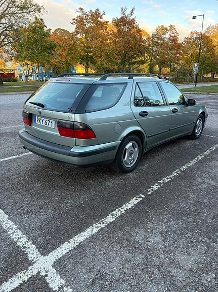 Saab 9-5 2000 photo 4