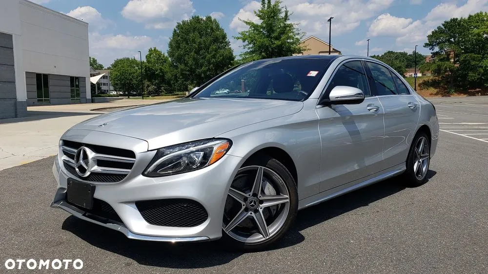 Mercedes-Benz C 300 4Matic