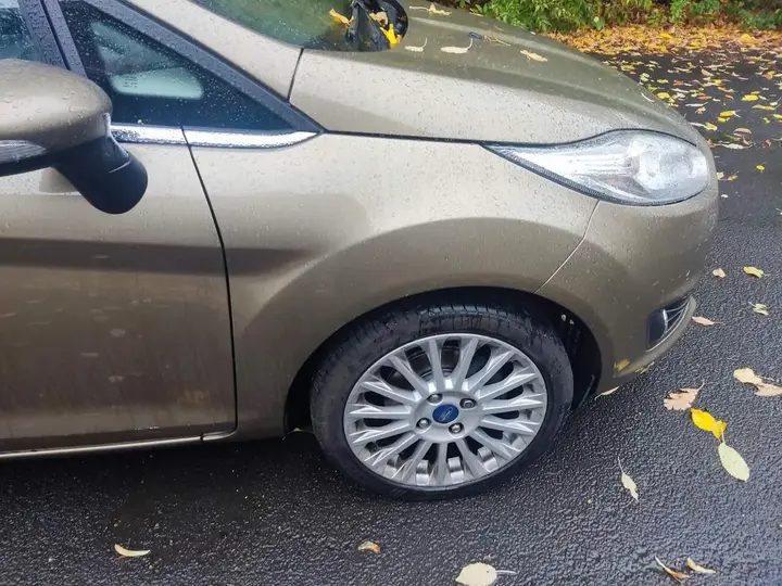 Ford Fiesta 2013 photo 5