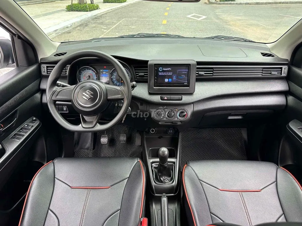 Suzuki Ertiga 2023 photo 5
