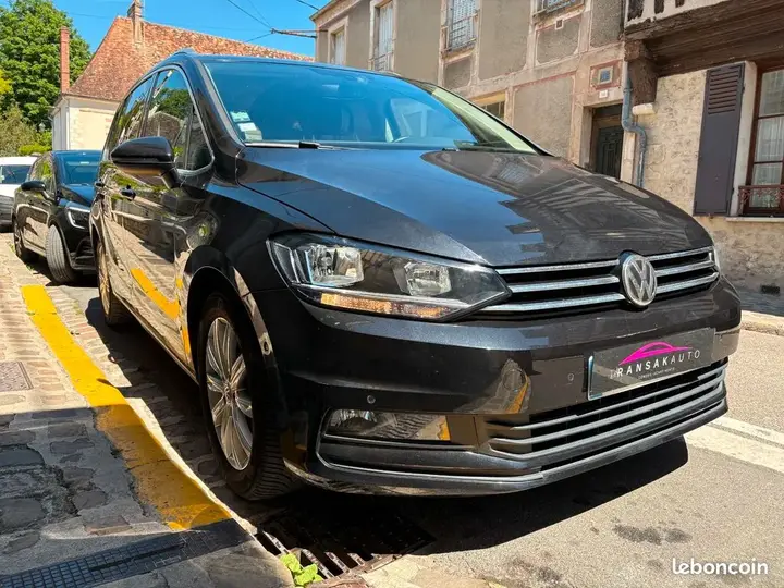 Volkswagen Touran 2018 photo 3