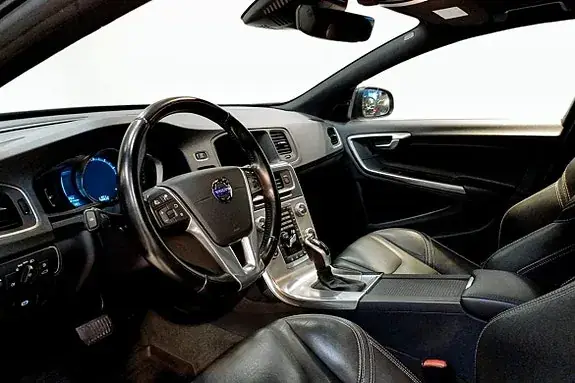 Volvo S60 2015 photo 5