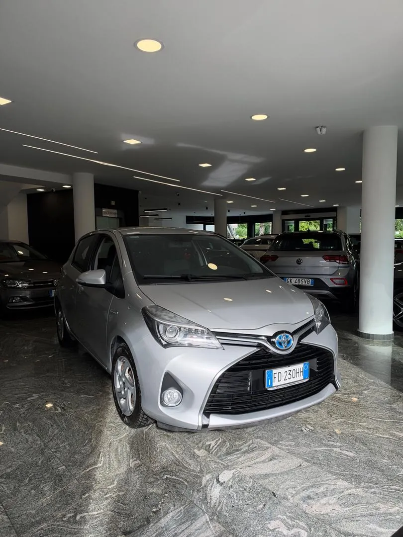 Toyota Yaris 2016 photo 3