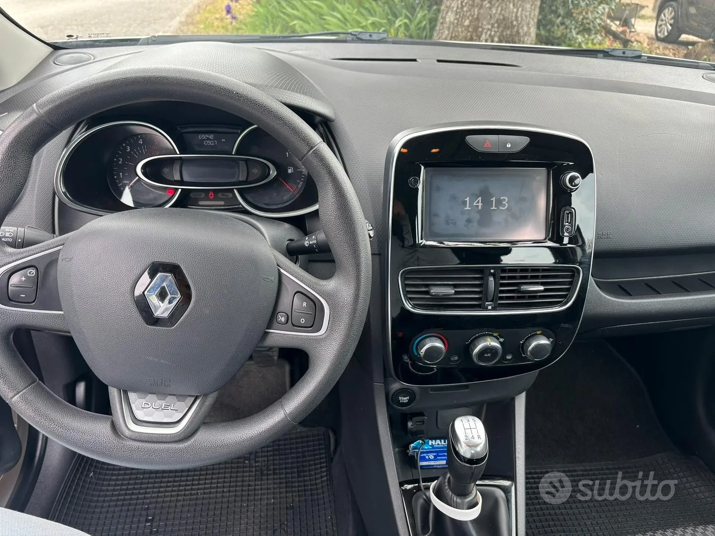 Renault Clio 2018 photo 2