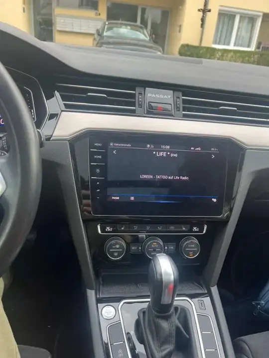 Volkswagen Passat 2019 photo 3