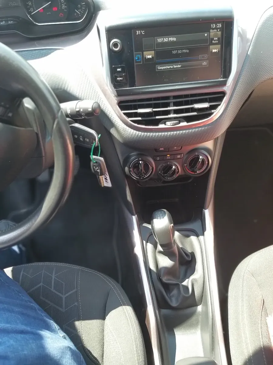 Peugeot 2008 2014 photo 3